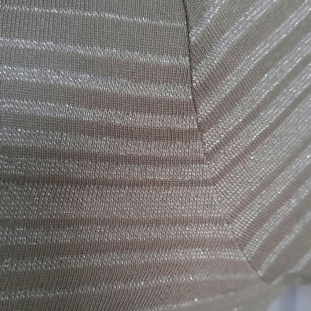 Sweater - Picture 5 of 8